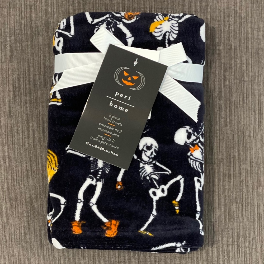 PLUSH Dancing Skeleton hand towel set